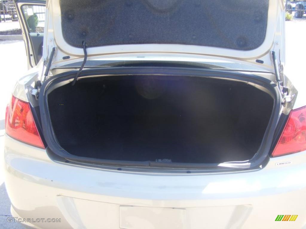 2009 Sebring Limited Sedan - Light Sandstone Metallic / Dark Slate Gray photo #18
