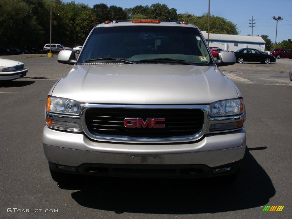 2004 Yukon XL 2500 SLT 4x4 - Silver Birch Metallic / Neutral/Shale photo #2