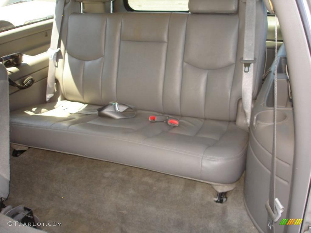 2004 Yukon XL 2500 SLT 4x4 - Silver Birch Metallic / Neutral/Shale photo #13