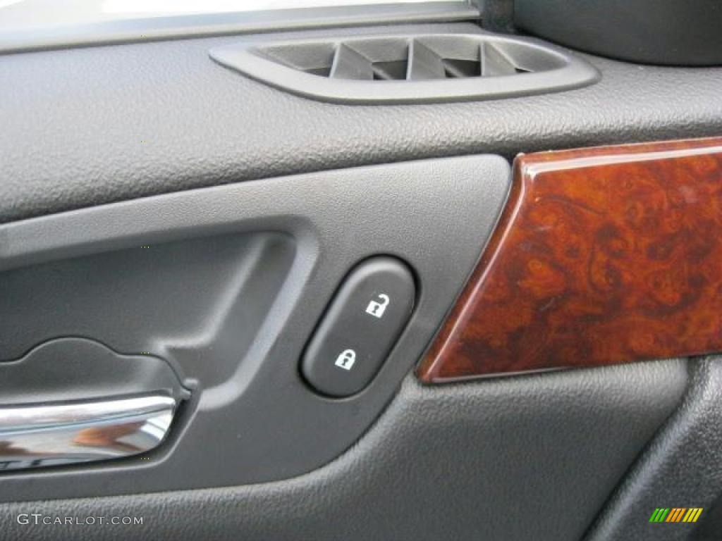 2011 Impala LT - Silver Ice Metallic / Ebony photo #10