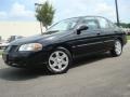 Blackout - Sentra 1.8 S Special Edition Photo No. 2