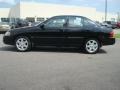 Blackout - Sentra 1.8 S Special Edition Photo No. 4