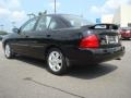 Blackout - Sentra 1.8 S Special Edition Photo No. 5