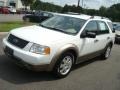 Oxford White - Freestyle SE AWD Photo No. 10