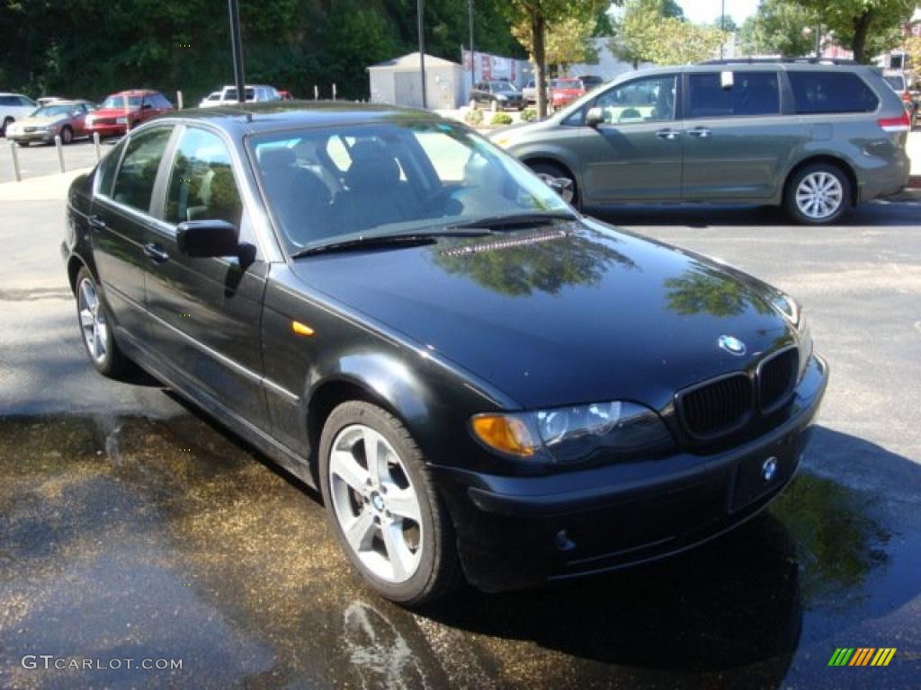 2004 3 Series 330xi Sedan - Jet Black / Black photo #6