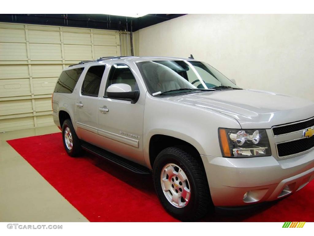 Silver Birch Metallic Chevrolet Suburban