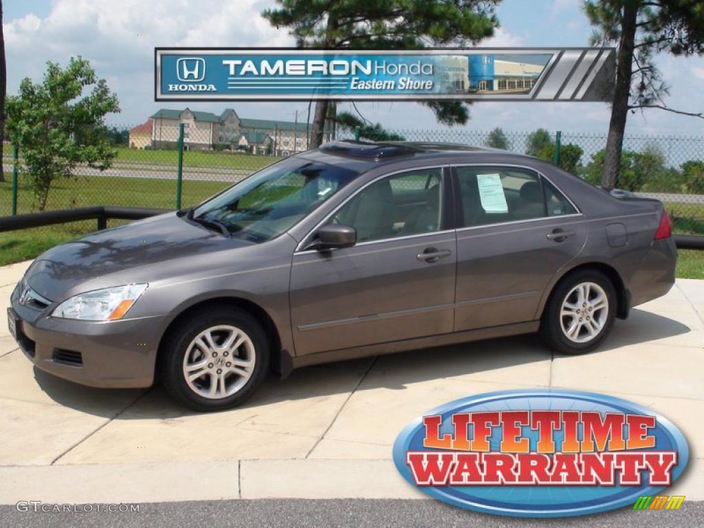 2007 Accord EX Sedan - Carbon Bronze Pearl / Ivory photo #1