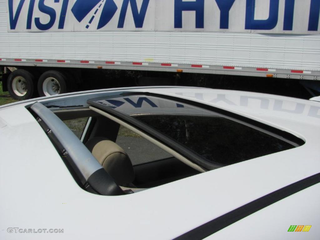 2009 Elantra GLS Sedan - Captiva White / Beige photo #9