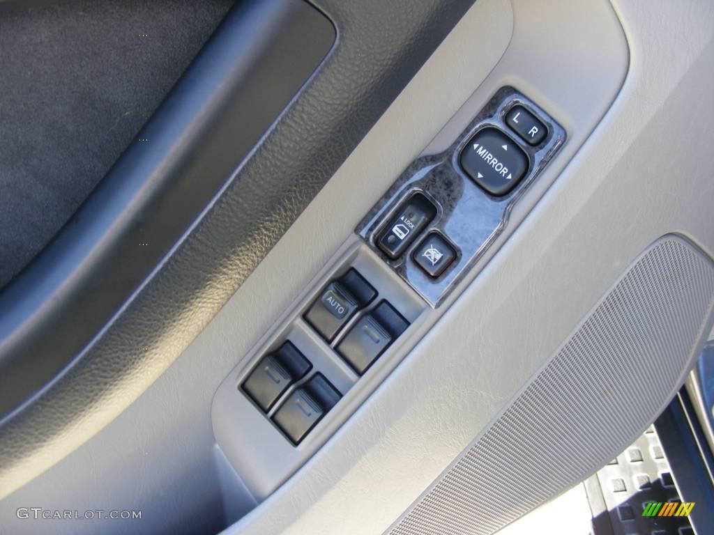 2005 4Runner SR5 - Galactic Gray Mica / Stone photo #27