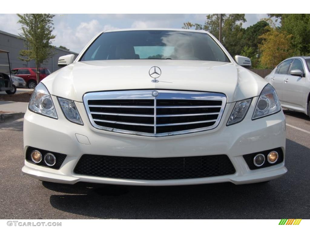 2010 E 350 Sedan - Arctic White / Almond Beige photo #1