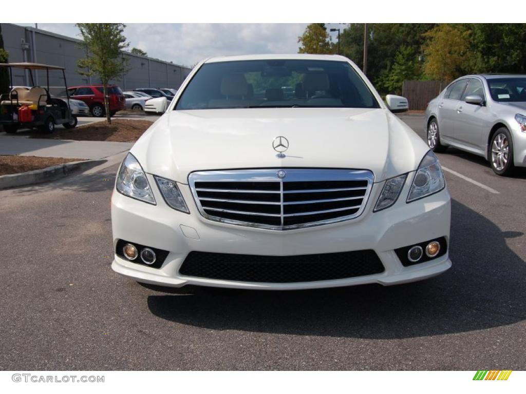 2010 E 350 Sedan - Arctic White / Almond Beige photo #15