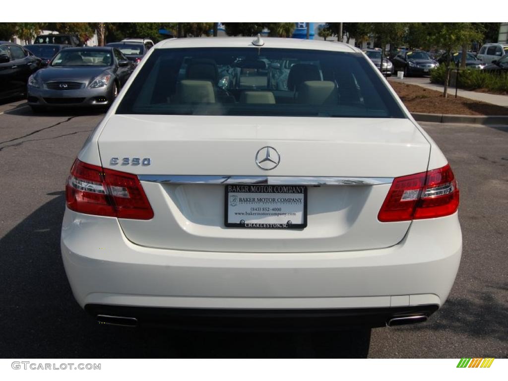 2010 E 350 Sedan - Arctic White / Almond Beige photo #18