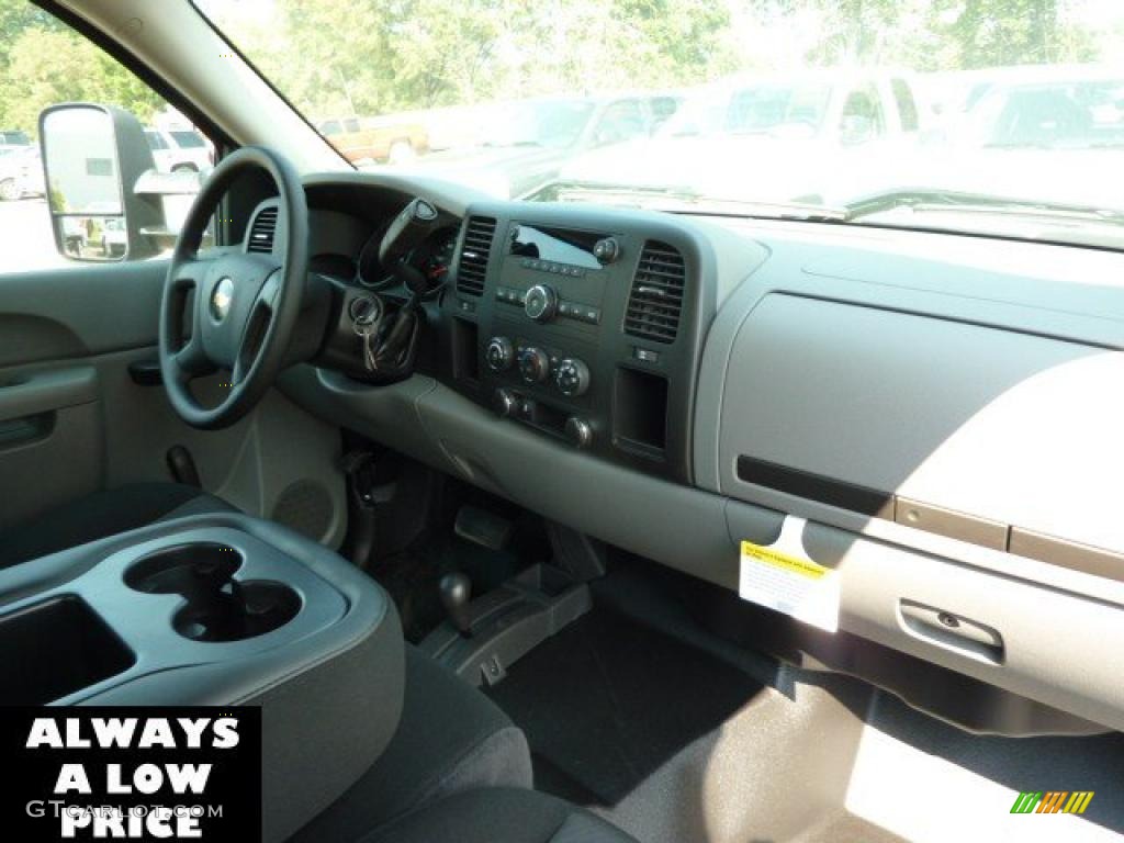 2011 Silverado 1500 Extended Cab 4x4 - Sheer Silver Metallic / Dark Titanium photo #17