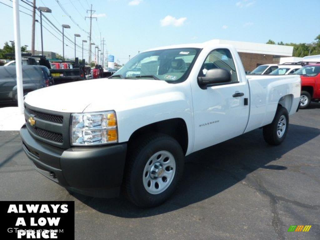 2011 Silverado 1500 Regular Cab 4x4 - Summit White / Dark Titanium photo #3