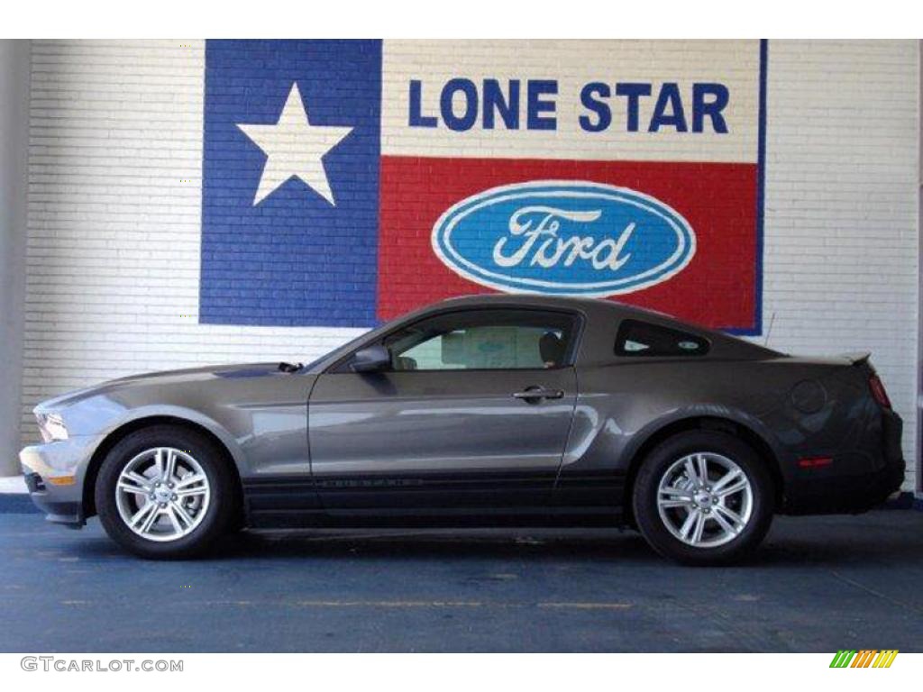 Sterling Gray Metallic Ford Mustang