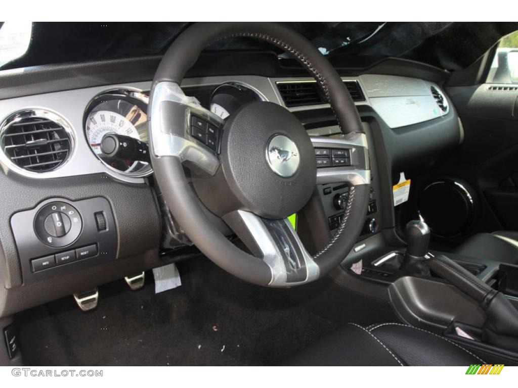 2011 Mustang GT Premium Coupe - Performance White / Charcoal Black photo #4