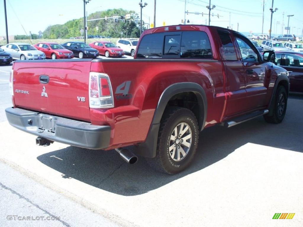 2006 Raider DuroCross Extended Cab 4x4 - Lava Red / Slate Gray photo #26