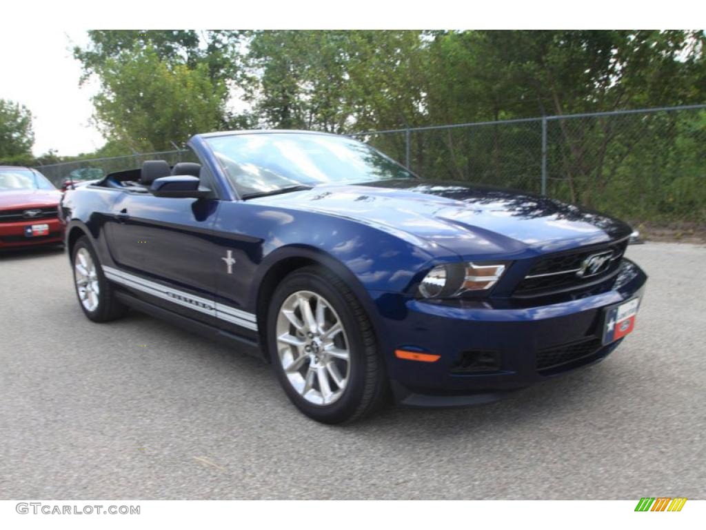 2011 Mustang V6 Premium Convertible - Kona Blue Metallic / Charcoal Black photo #1