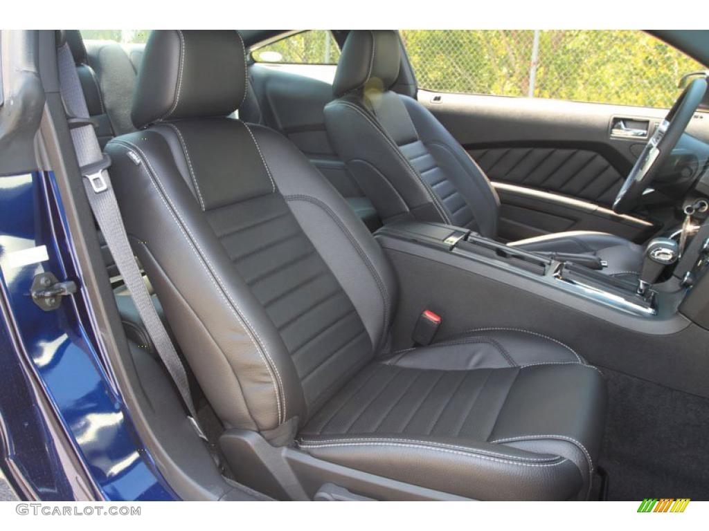 2011 Mustang V6 Premium Coupe - Kona Blue Metallic / Charcoal Black photo #16