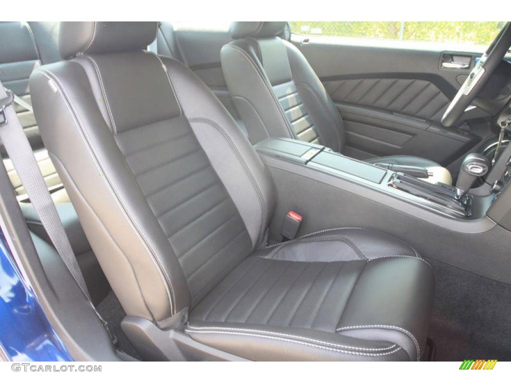 2011 Mustang V6 Premium Coupe - Kona Blue Metallic / Charcoal Black photo #15