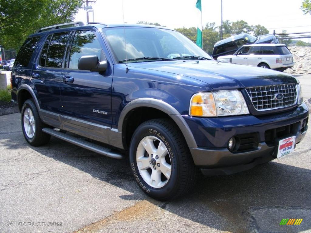 2004 Explorer XLT 4x4 - Dark Blue Pearl Metallic / Graphite photo #7