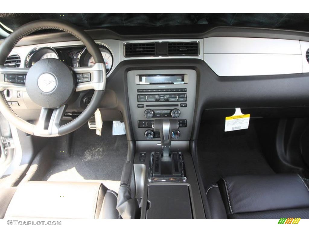 2011 Mustang V6 Premium Coupe - Ingot Silver Metallic / Charcoal Black photo #12