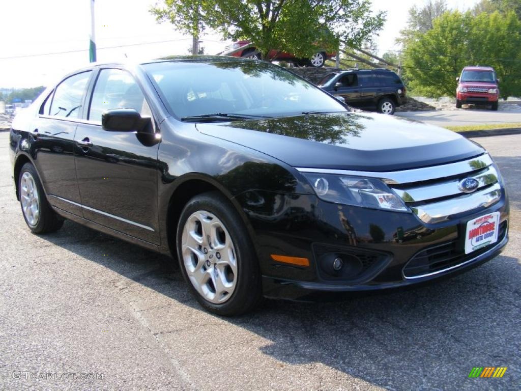 2010 Fusion SE V6 - Tuxedo Black Metallic / Charcoal Black photo #7