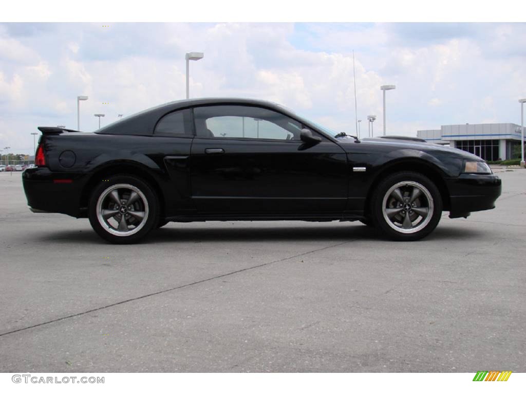 2003 Mustang GT Coupe - Black / Medium Parchment photo #8