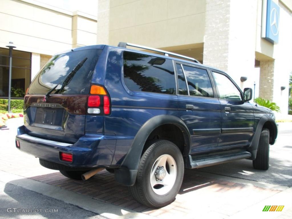 2001 Montero Sport LS - Royal Blue Pearl / Gray photo #6