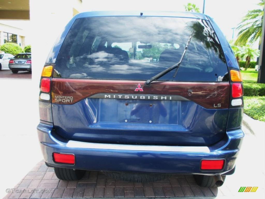 2001 Montero Sport LS - Royal Blue Pearl / Gray photo #7
