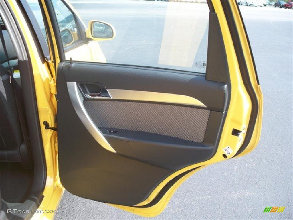 2010 Aveo Aveo5 LT - Summer Yellow / Charcoal photo #12