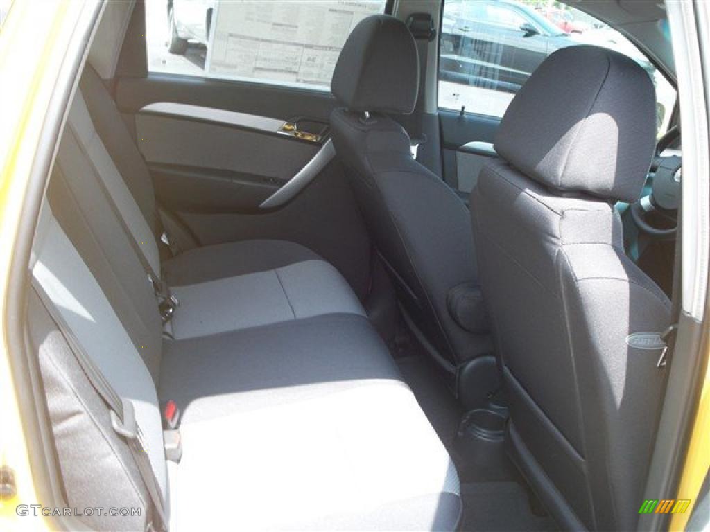 2010 Aveo Aveo5 LT - Summer Yellow / Charcoal photo #13