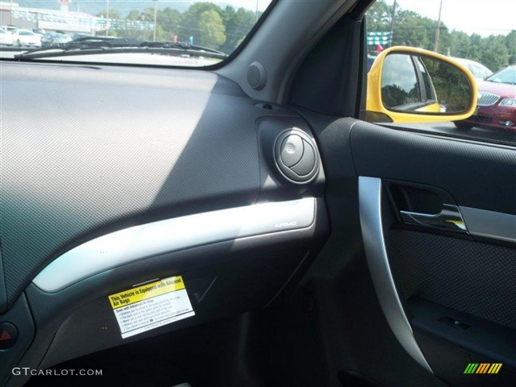 2010 Aveo Aveo5 LT - Summer Yellow / Charcoal photo #20