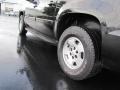 Black - Suburban 1500 LT 4x4 Photo No. 16