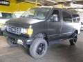 Black - E Series Van E350 Super Duty Commercial 4x4 Photo No. 3