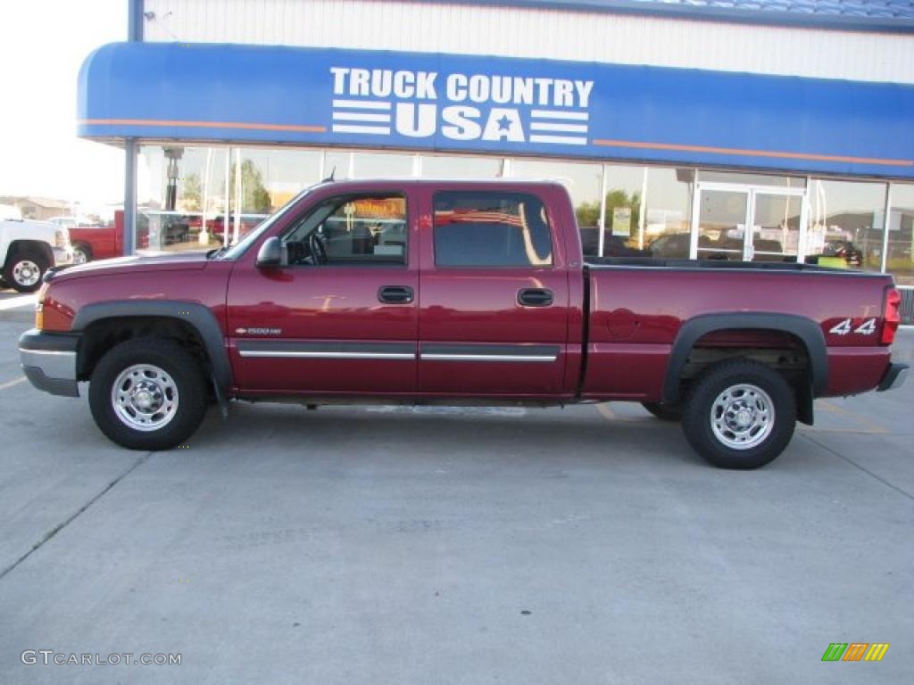 2005 Silverado 1500 LT Crew Cab 4x4 - Sport Red Metallic / Medium Gray photo #1