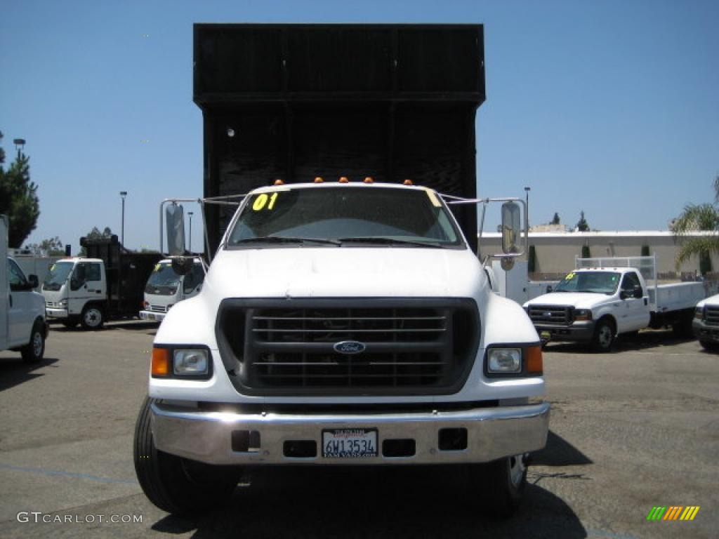 2001 F650 Super Duty XL Regular Cab Dump Truck - Oxford White / Medium Graphite photo #2