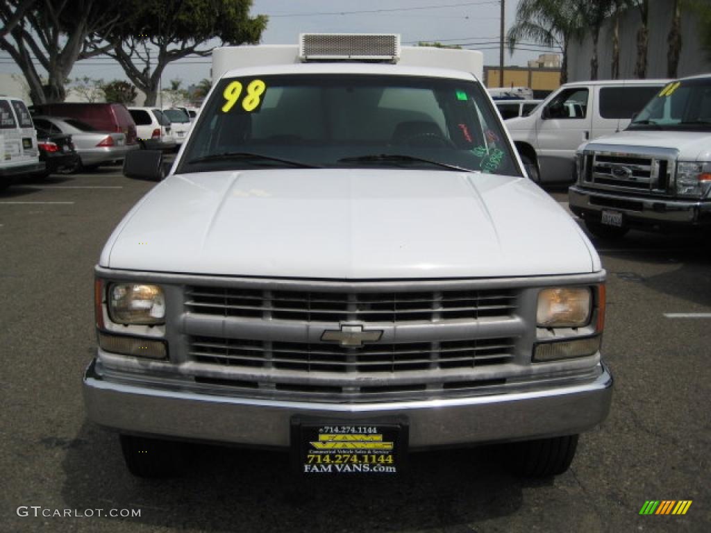 1998 C/K 2500 C2500 Extended Cab Chassis - White / Blue photo #2