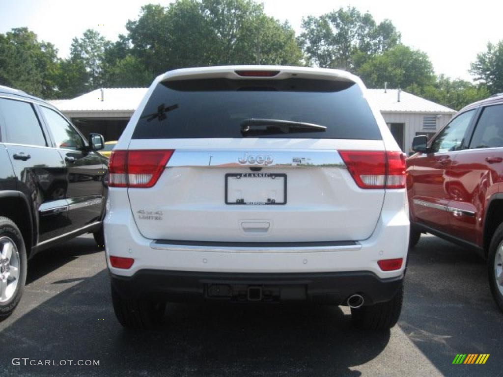 2011 Grand Cherokee Limited 4x4 - Stone White / Black photo #4