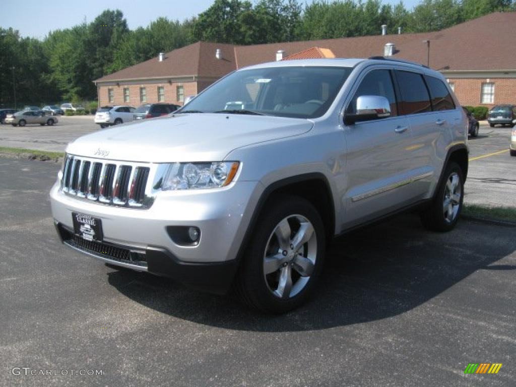 2011 Grand Cherokee Limited 4x4 - Bright Silver Metallic / Black photo #1