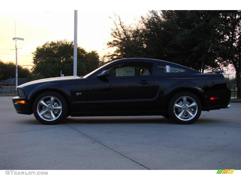 2007 Mustang GT Premium Coupe - Black / Medium Parchment photo #2