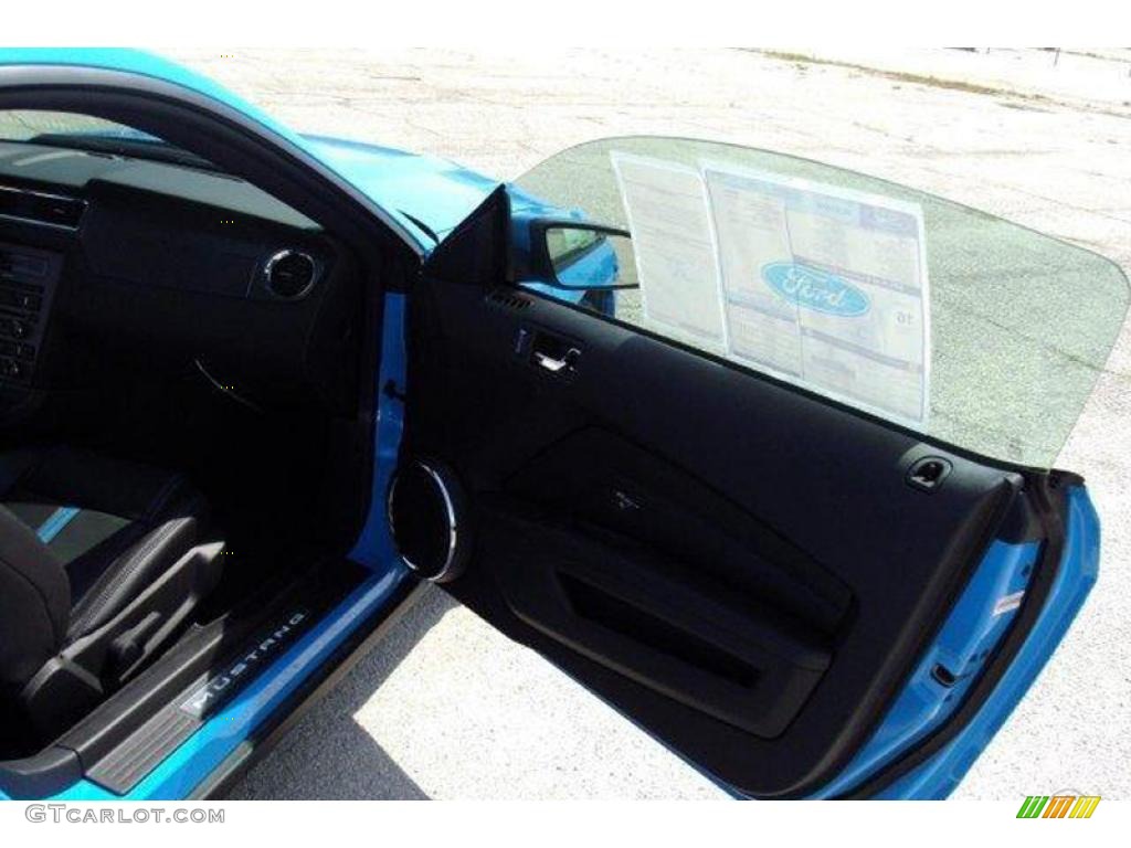 2010 Mustang GT Premium Coupe - Grabber Blue / Charcoal Black/Grabber Blue photo #14