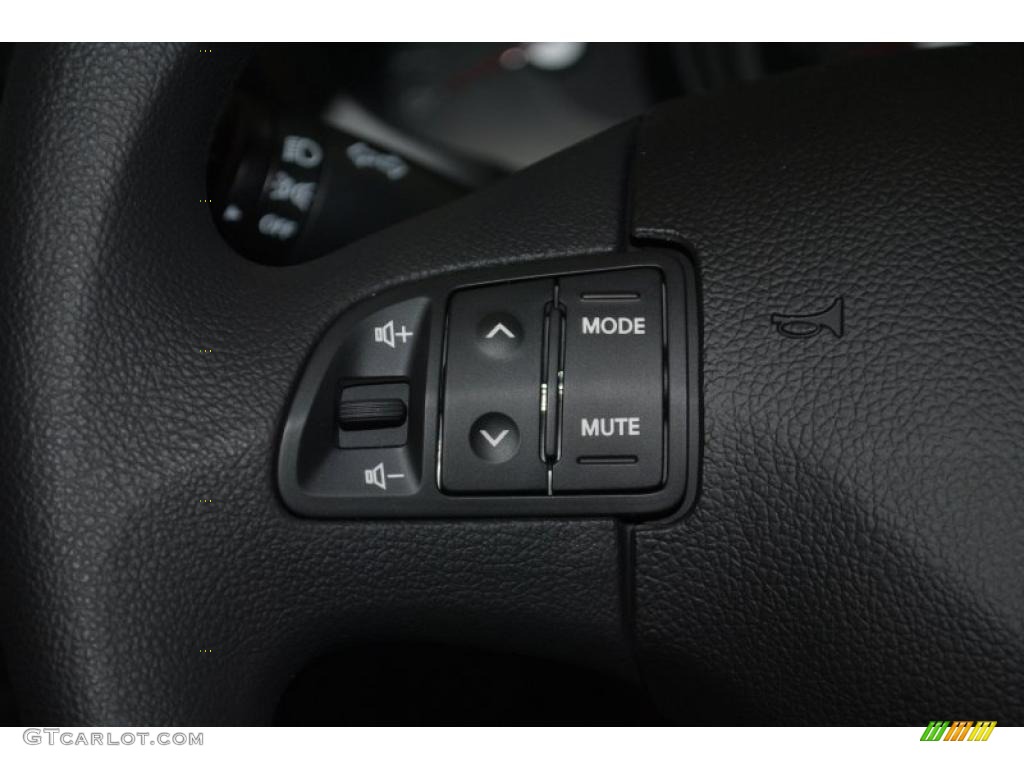 2011 Sportage LX AWD - Bright Silver / Black photo #28