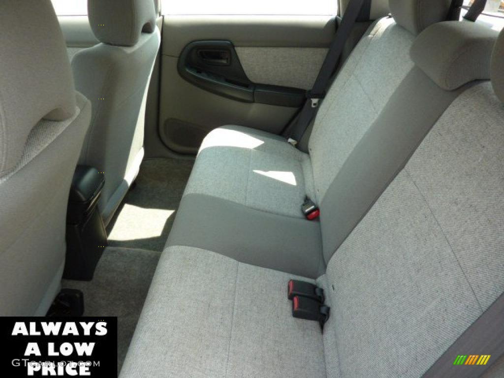 2002 Impreza Outback Sport Wagon - Platinum Silver Metallic / Gray photo #13