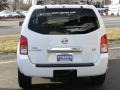 2006 Avalanche White Nissan Pathfinder SE 4x4  photo #3