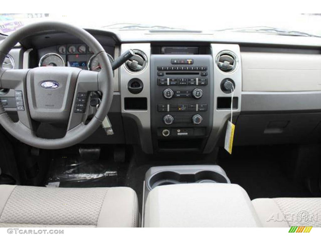 2010 F150 XLT SuperCab - Sterling Grey Metallic / Medium Stone photo #22