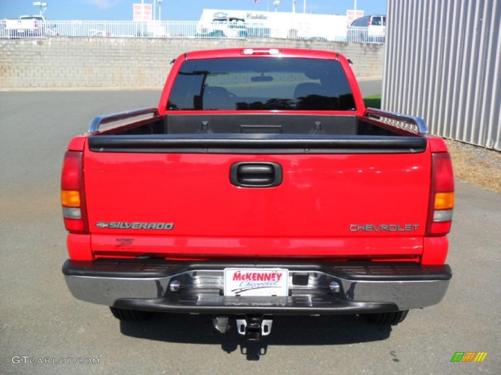 2000 Silverado 1500 LS Extended Cab 4x4 - Victory Red / Graphite photo #3