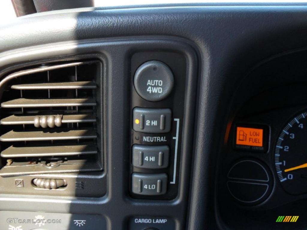 2000 Silverado 1500 LS Extended Cab 4x4 - Victory Red / Graphite photo #9