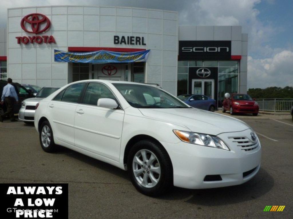 2008 Camry LE - Super White / Ash photo #1