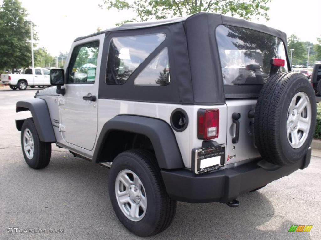 2010 Wrangler Sport 4x4 - Bright Silver Metallic / Dark Slate Gray/Medium Slate Gray photo #2